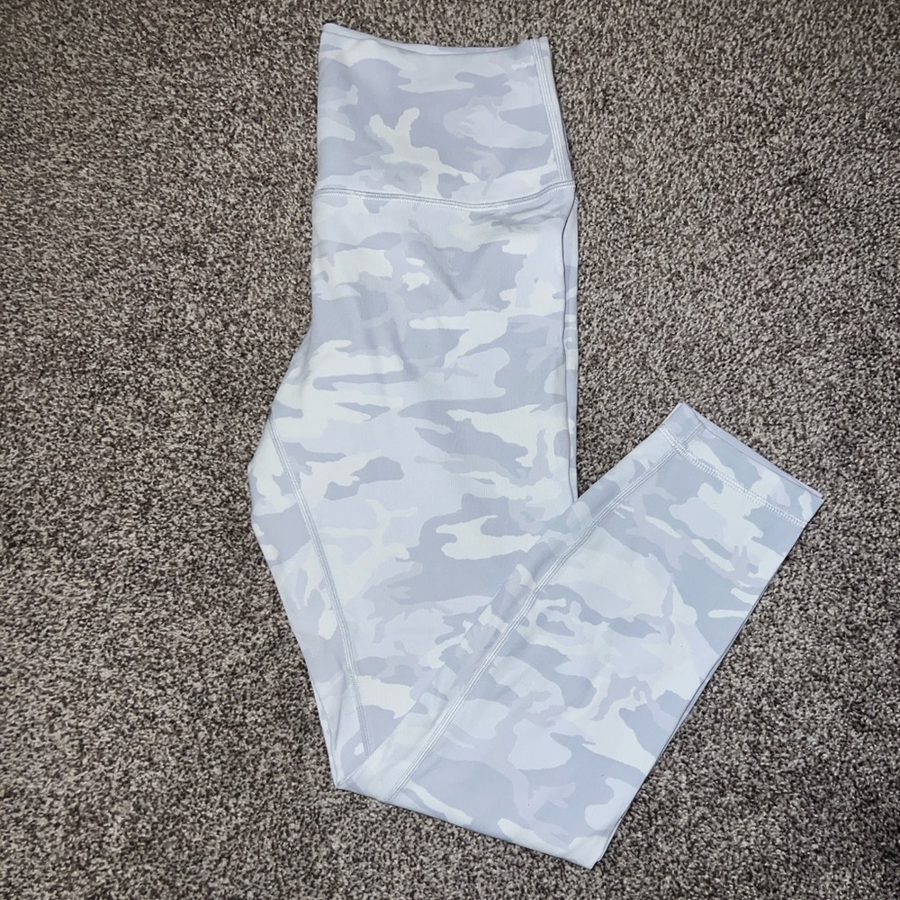 Lululemon Athletica Gray Camouflage Leggings